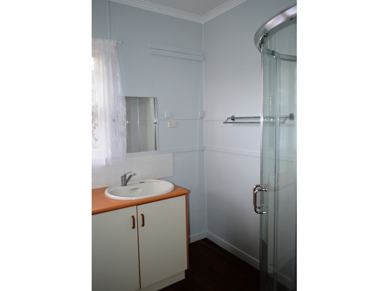 18 Seaton Street, South Toowoomba QLD 4350