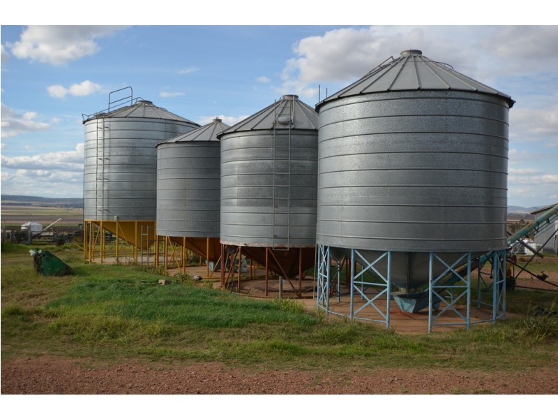 525 Holley Road, Mount Molar QLD 4361