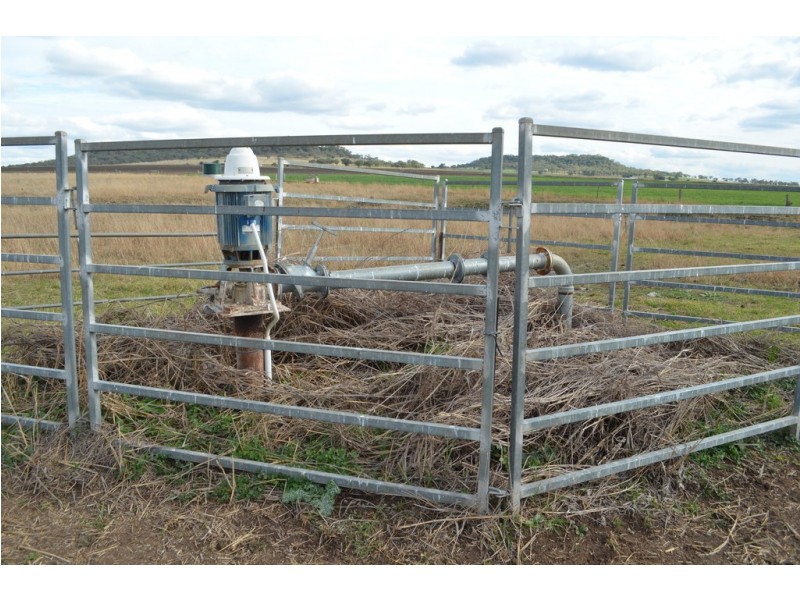 525 Holley Road, Mount Molar QLD 4361