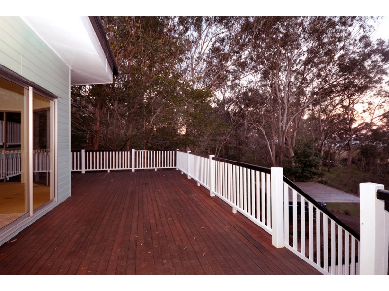 11 Dippel Street, Middle Ridge QLD 4350