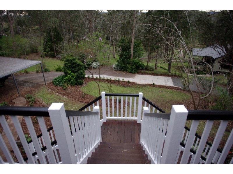 11 Dippel Street, Middle Ridge QLD 4350