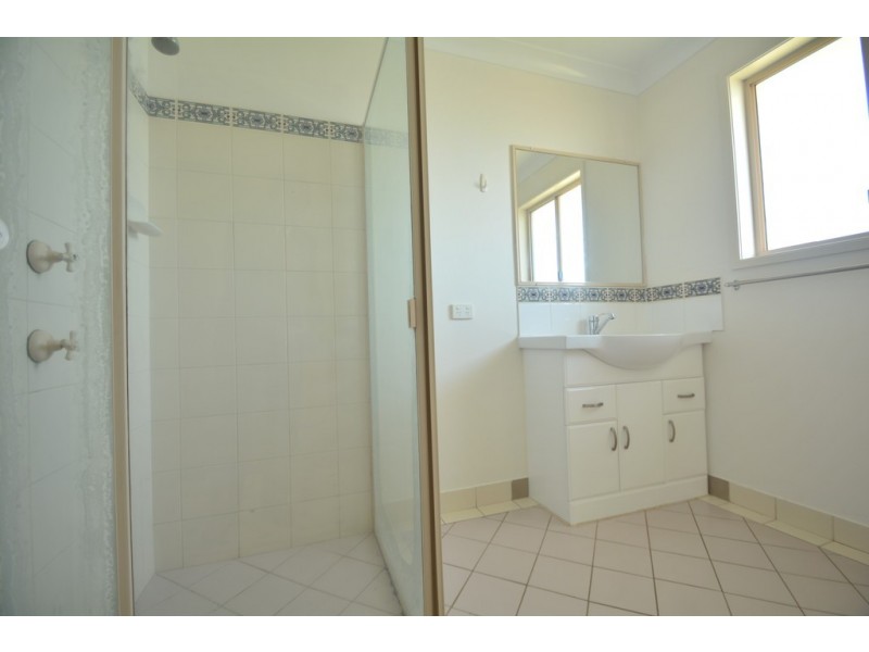 4 Karebo Close, Darling Heights QLD 4350