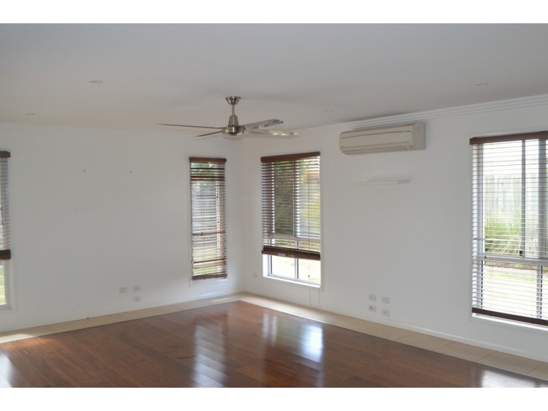 47 Nioka Drive, Highfields QLD 4352