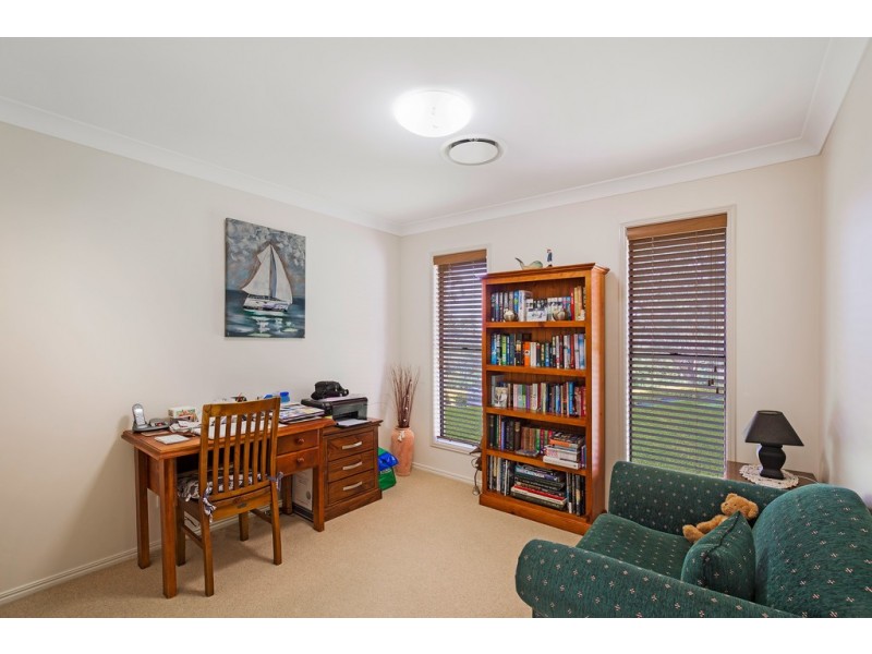5 Fawngrove Drive, Glenvale QLD 4350