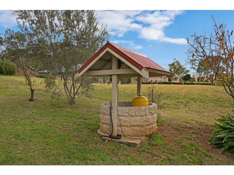 5 Fawngrove Drive, Glenvale QLD 4350