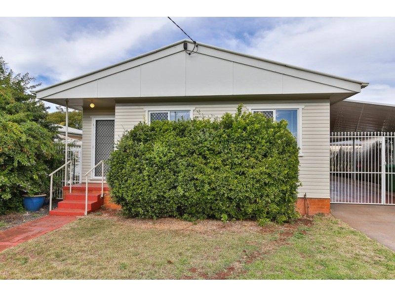 30B Buckland Street, Harristown QLD 4350
