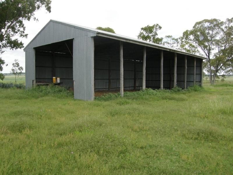 958 Clifton Pittsworth Road, Back Plains QLD 4361