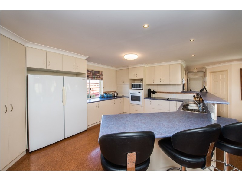 124 Frank Lebsanfts Road, Goombungee QLD 4354