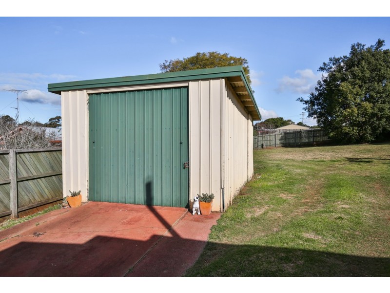 106a South Street, Centenary Heights QLD 4350