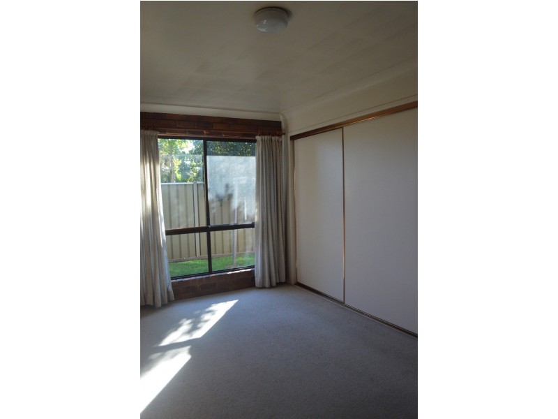 1/11 Rachel Street, Darling Heights QLD 4350