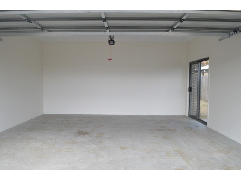 19 Mansell Boulevard, Cotswold Hills QLD 4350