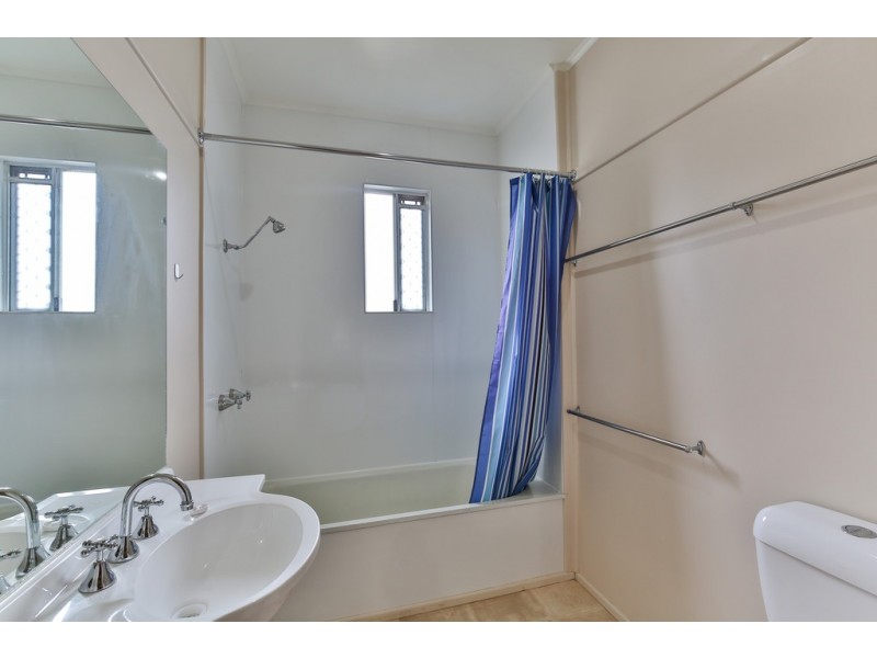 138 James Street, South Toowoomba QLD 4350