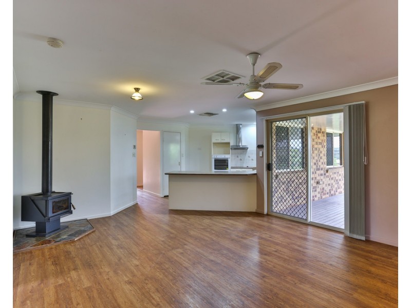 5 Paspalum Court, Meringandan West QLD 4352