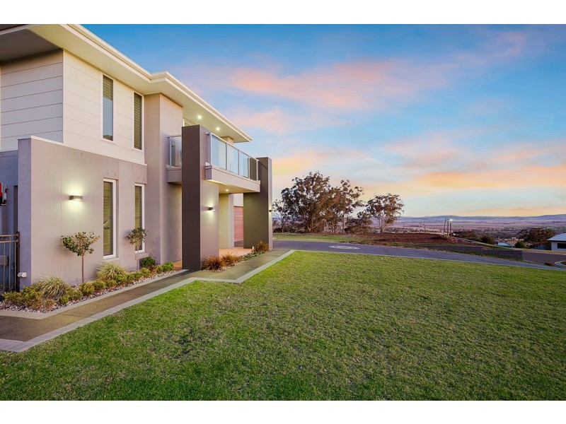 14 Timothy Drive, Vale View QLD 4352