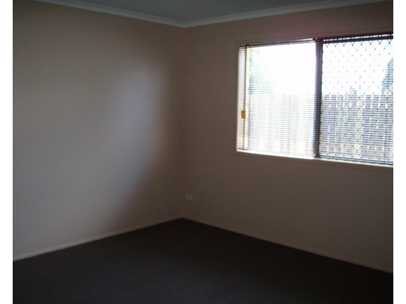 2/59 Hamilton Street, Newtown QLD 4350