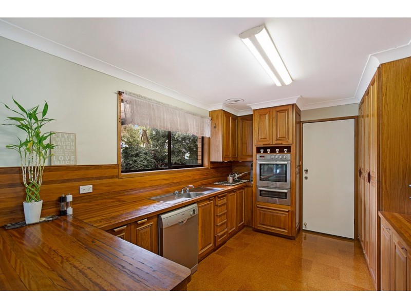 19 Trousdell Court, Rockville QLD 4350