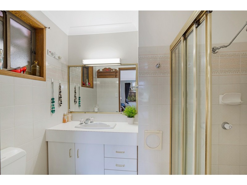 19 Trousdell Court, Rockville QLD 4350