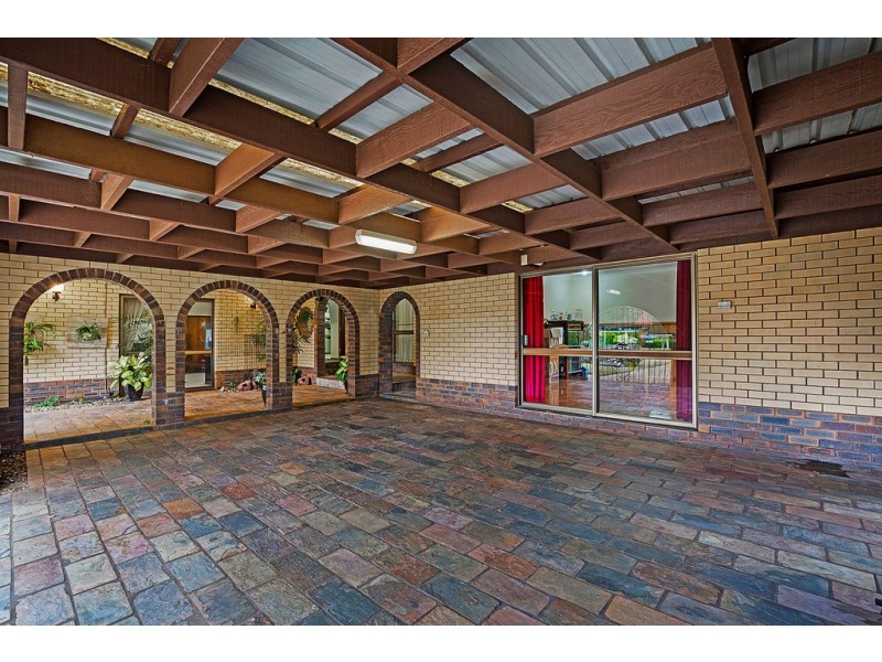 19 Trousdell Court, Rockville QLD 4350