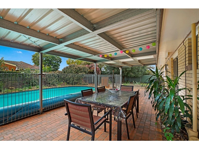 19 Trousdell Court, Rockville QLD 4350