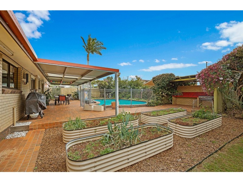 19 Trousdell Court, Rockville QLD 4350