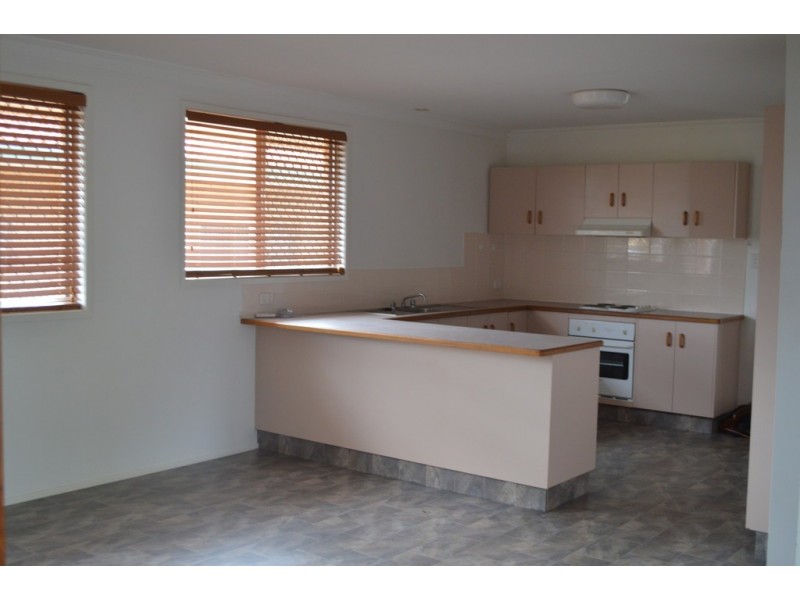 13 Raftery Street, Centenary Heights QLD 4350