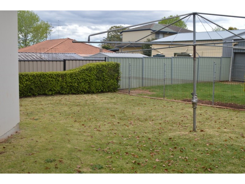 13 Raftery Street, Centenary Heights QLD 4350