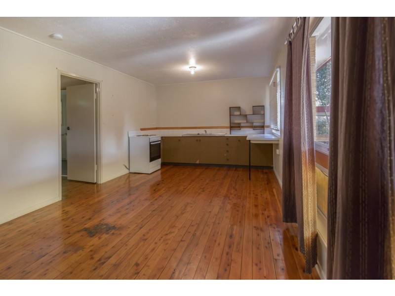 2/105 Bridge Street, Mount Lofty QLD 4350