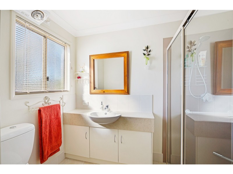 18 William Street, Pechey QLD 4352