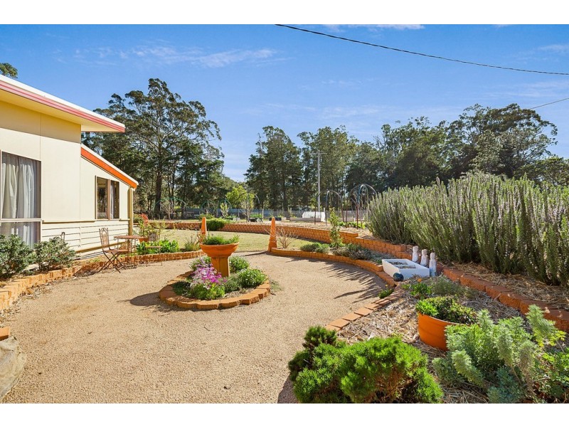 18 William Street, Pechey QLD 4352