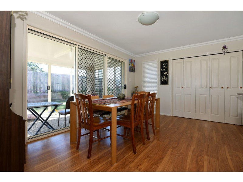 2A Dodson Crescent, Mount Kynoch QLD 4350