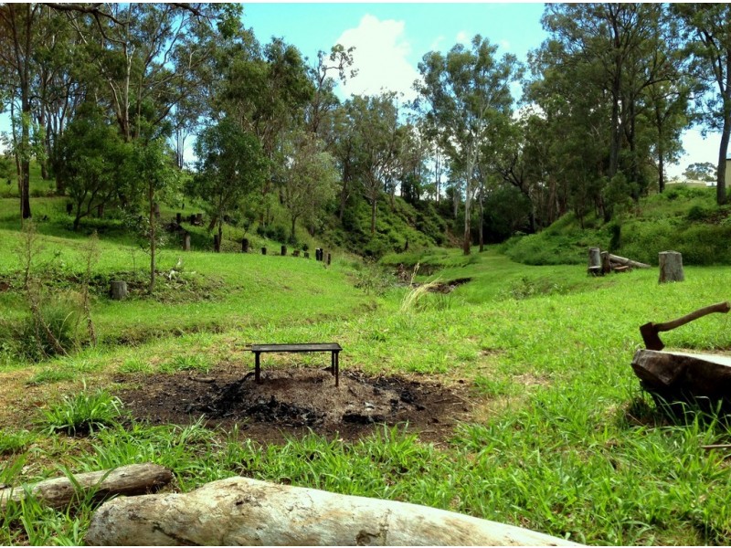 38 Acacia Avenue, Top Camp QLD 4350