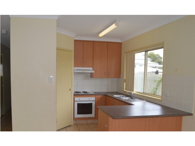 41 Gladstone Street, Newtown QLD 4350