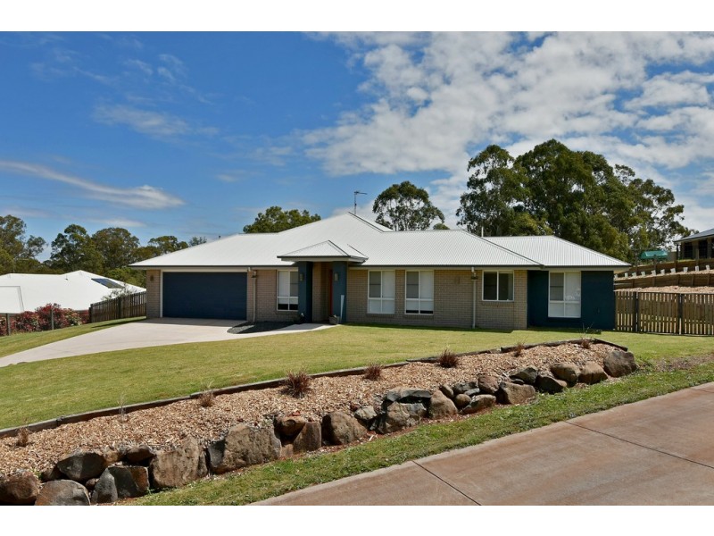 8 Janelle Court, Highfields QLD 4352