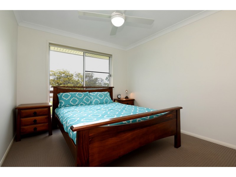8 Janelle Court, Highfields QLD 4352