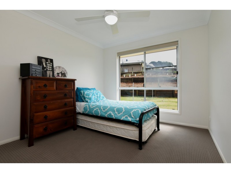 8 Janelle Court, Highfields QLD 4352