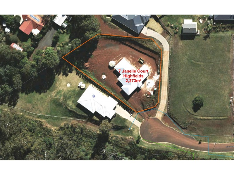 8 Janelle Court, Highfields QLD 4352
