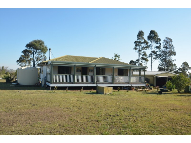 19 Oestreich Road, Wellcamp QLD 4350
