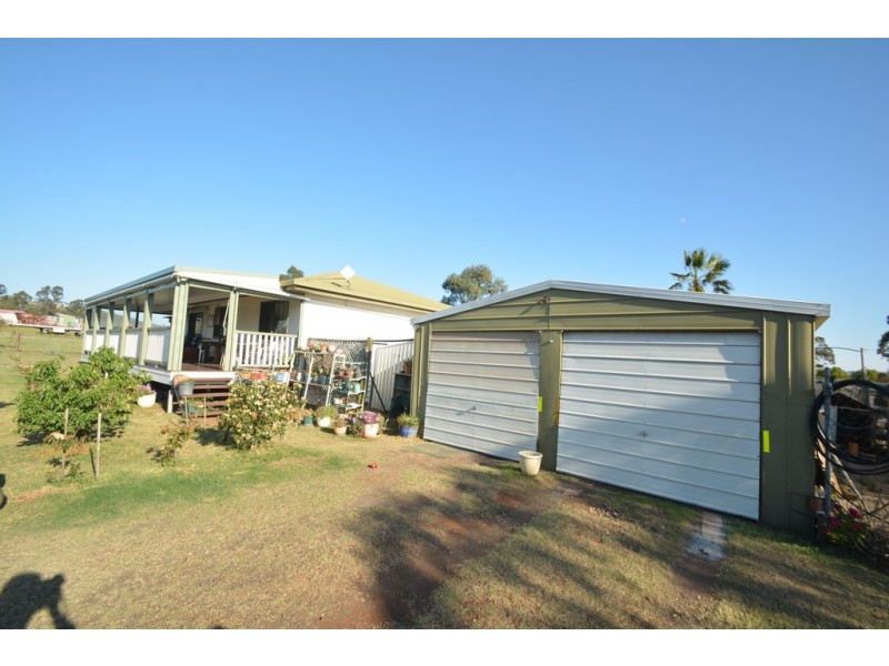 19 Oestreich Road, Wellcamp QLD 4350