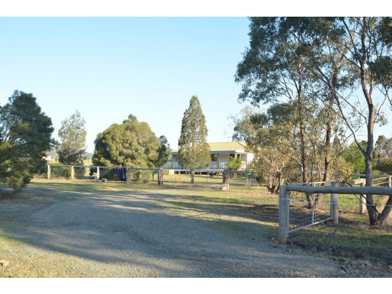 19 Oestreich Road, Wellcamp QLD 4350