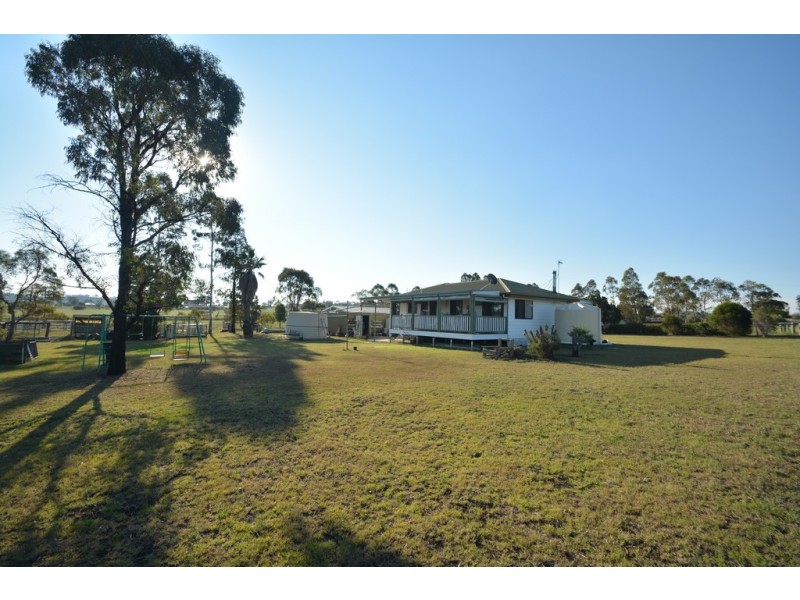 19 Oestreich Road, Wellcamp QLD 4350