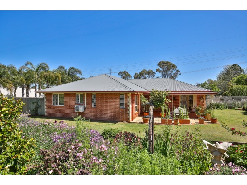 33 Kratzke Road, Highfields QLD 4352