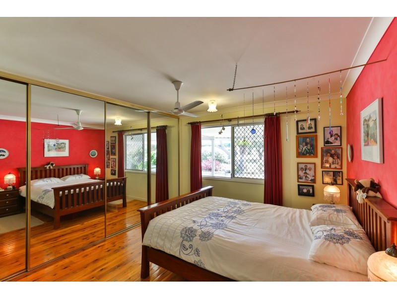 328 Hursley Road, Glenvale QLD 4350