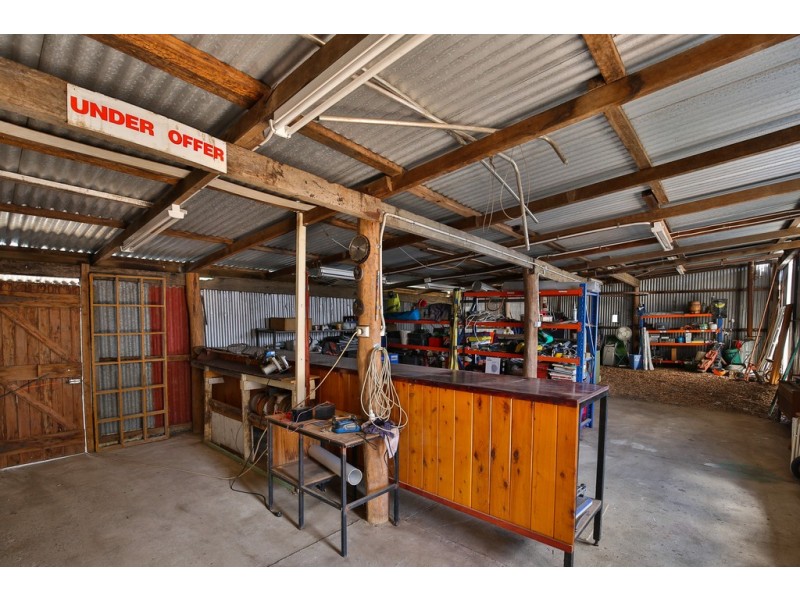 328 Hursley Road, Glenvale QLD 4350