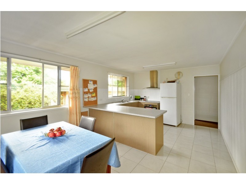 161 Ramsay St, Centenary Heights QLD 4350