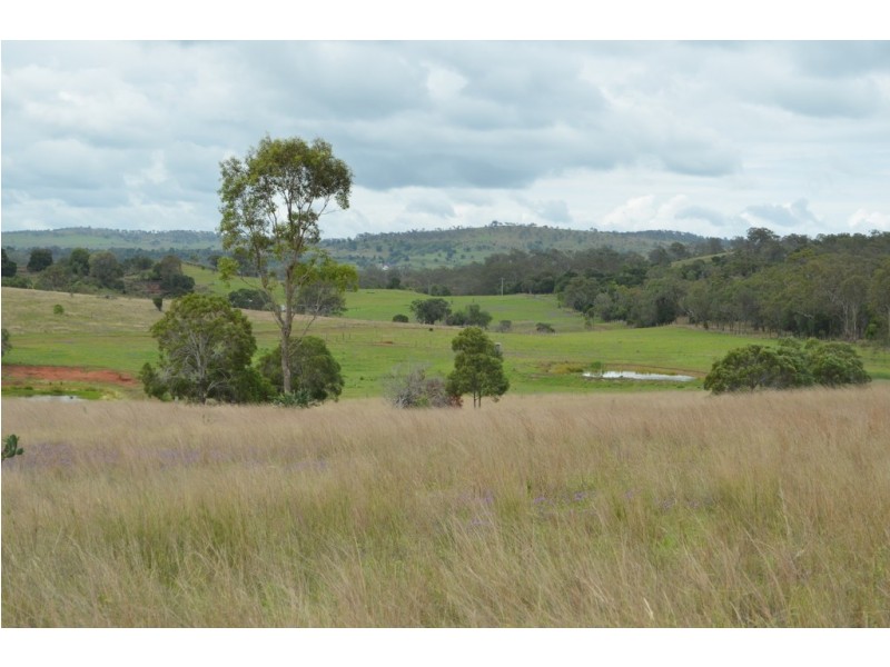 77 Hill Road, Groomsville QLD 4352