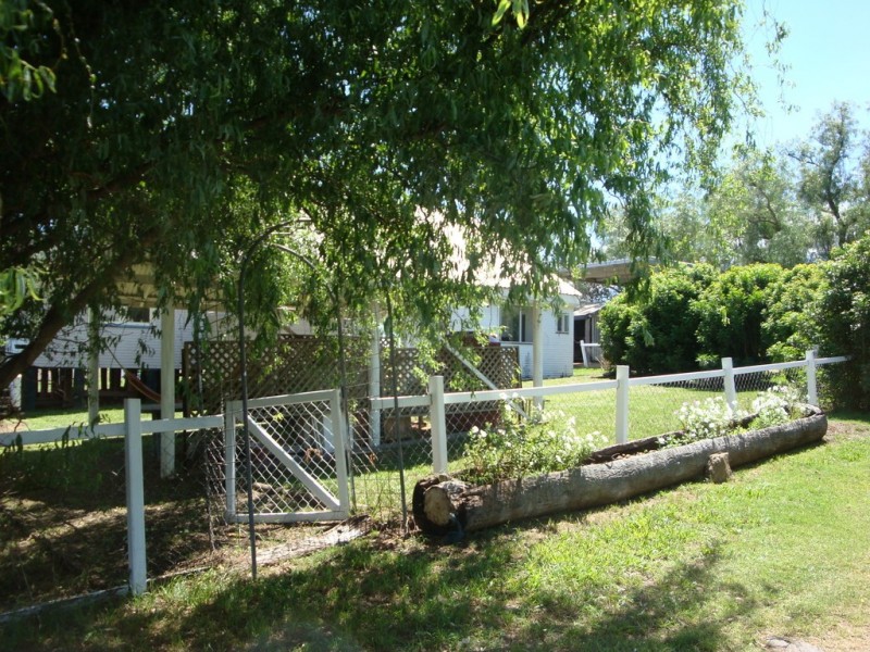 17341 New England Highway, Allora QLD 4362