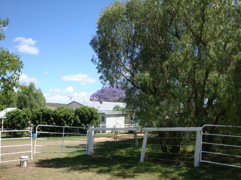 17341 New England Highway, Allora QLD 4362