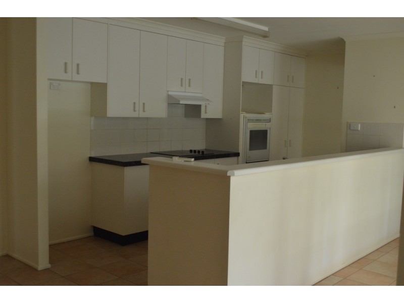 6 Jordan Court, Charlton QLD 4350