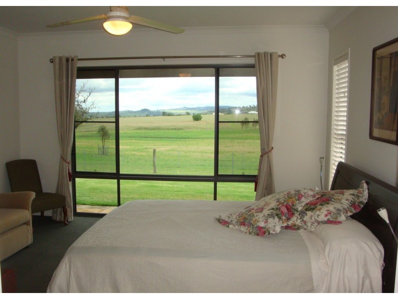 13803 New England Highway, Cambooya QLD 4358