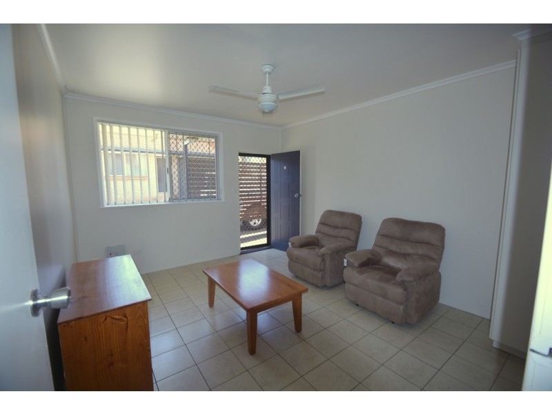 2/24 Grey Street, South Toowoomba QLD 4350